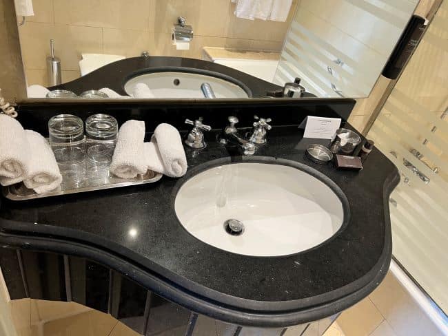 Bathroom | Steigenberger Cecil Hotel | Alexandria | Egypt