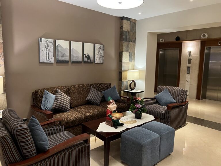 Staybridge Suites Lobby