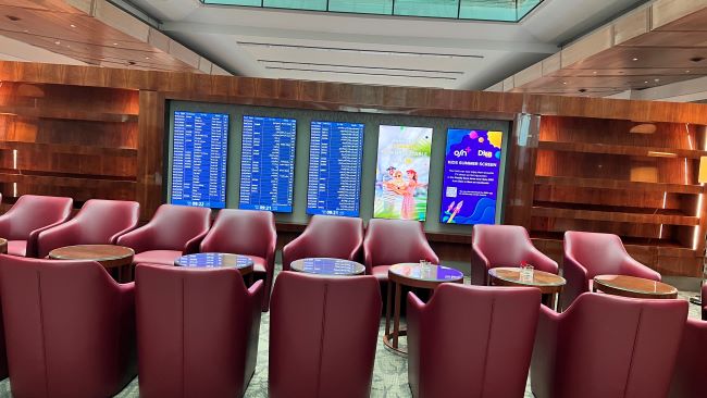 Dubai Airport T3 Emirates Business Class Lounge