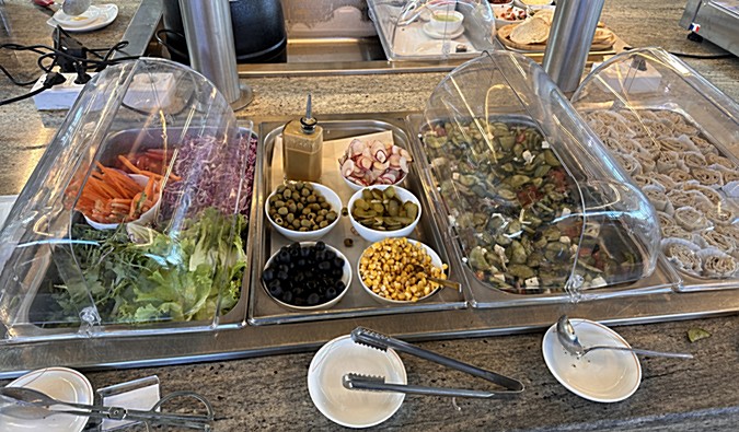 Amedee Maingard Business Class Lounge (Salad Bar)