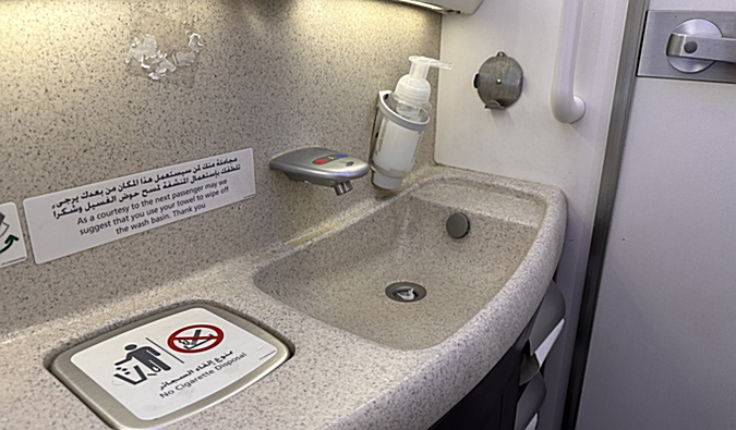 Saudia Business Class 787-10 Bathroom